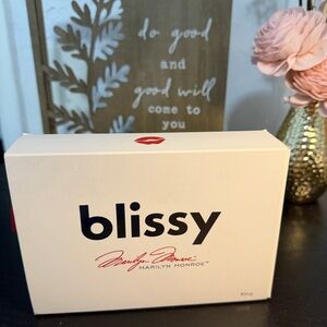 Blissy King Pillowcase - Marilyn Monroe Collection - 100% Mulberry Silk - New